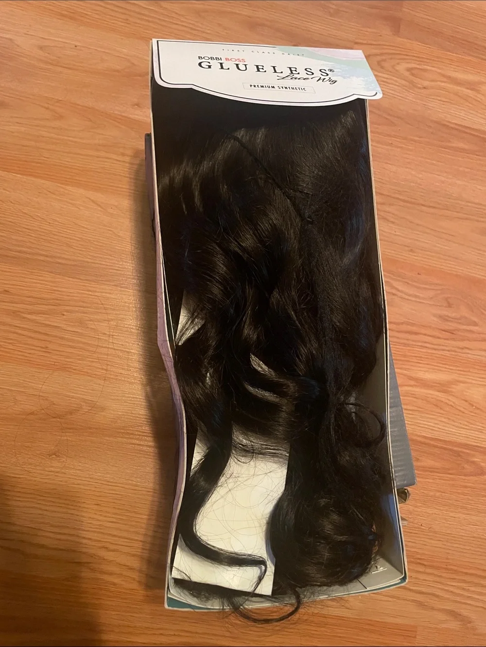 Natural Center-Part Black Synthetic Wig — Smooth Shine & Soft Waves